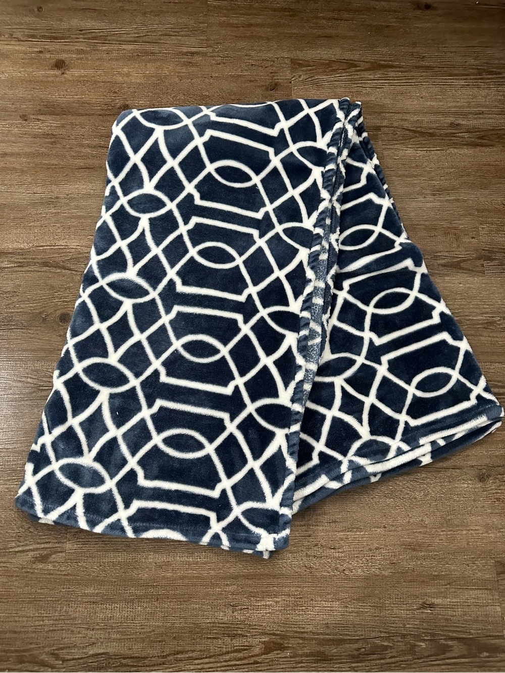 Plush Navy and White Geometric Throw Blanket